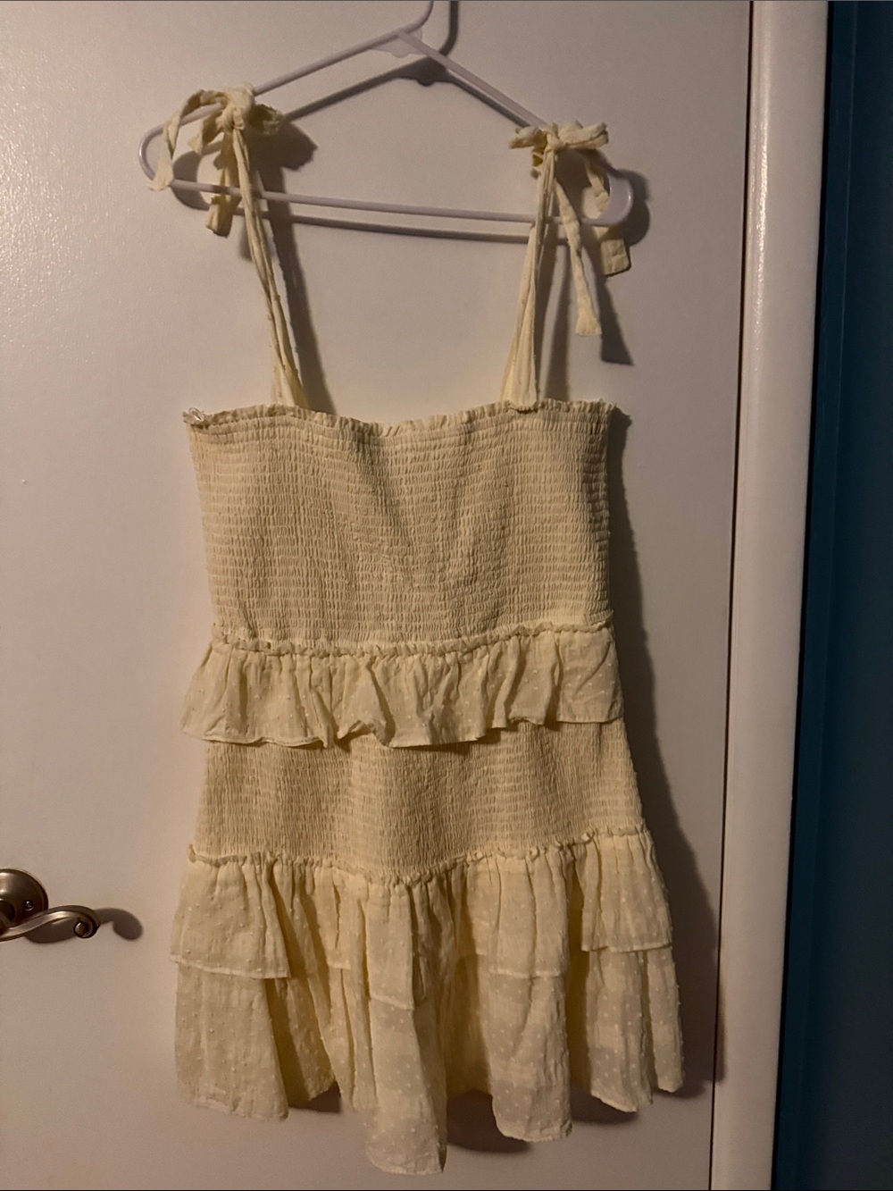 NWOT Ivory Ruffle Tiered Sundress with Tie Straps